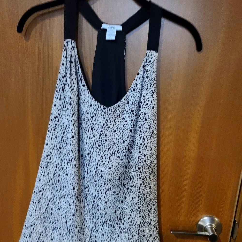 Bar 3 tank